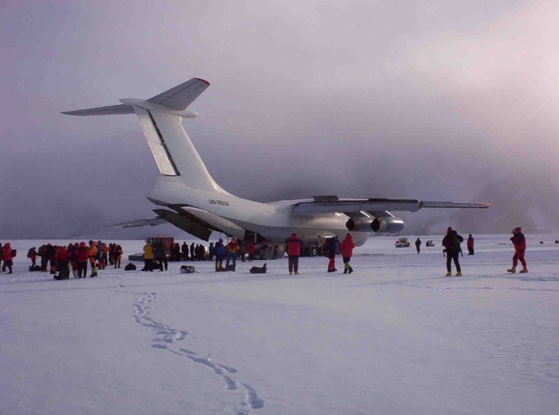 IL 76